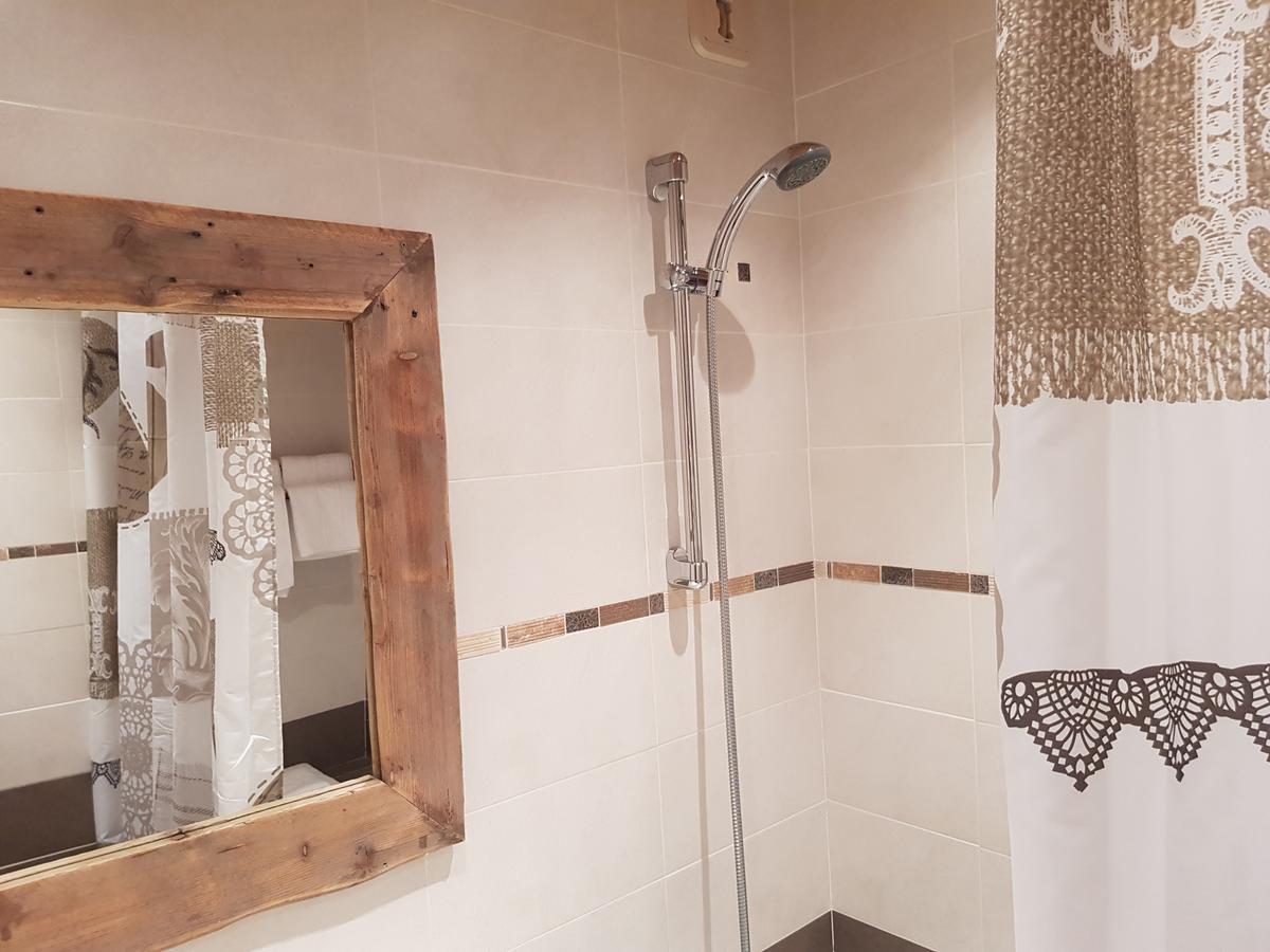 Hotel Du Hameau ألو المظهر الخارجي الصورة